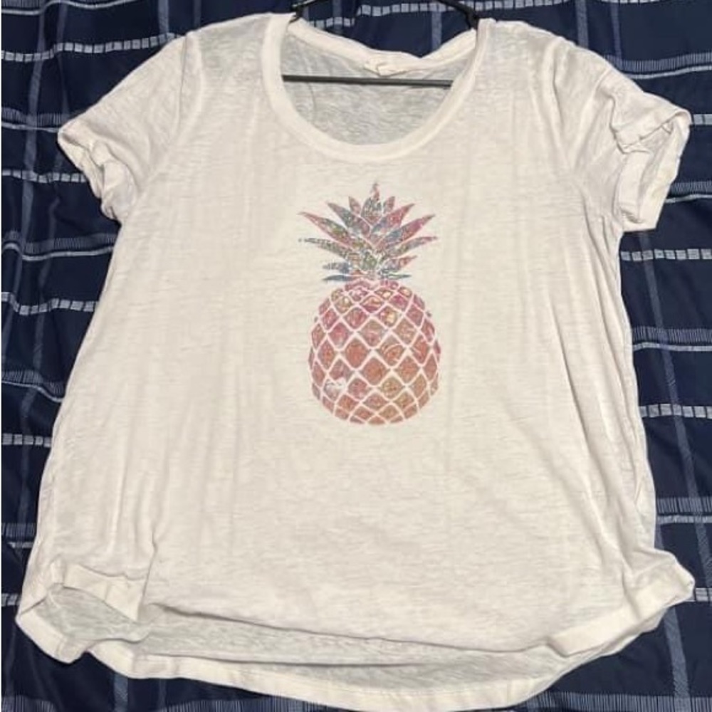 Plus Size White Pineapple Graphic Tee